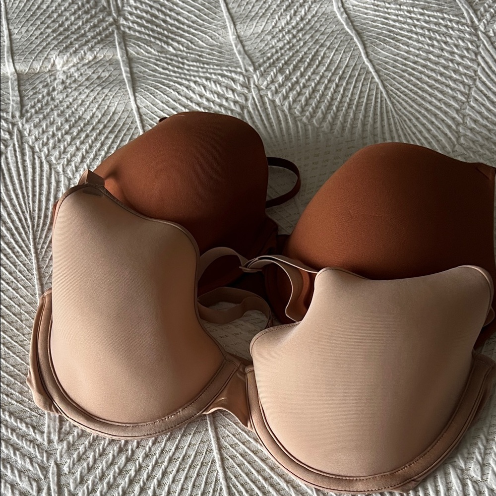 SKIMS Dual-Tone Brown and Cream Bra